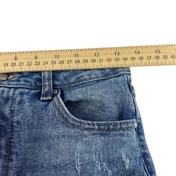 Tinseltown Shorts High Rise Distress Juniors Size 7 - Picture 3 of 7